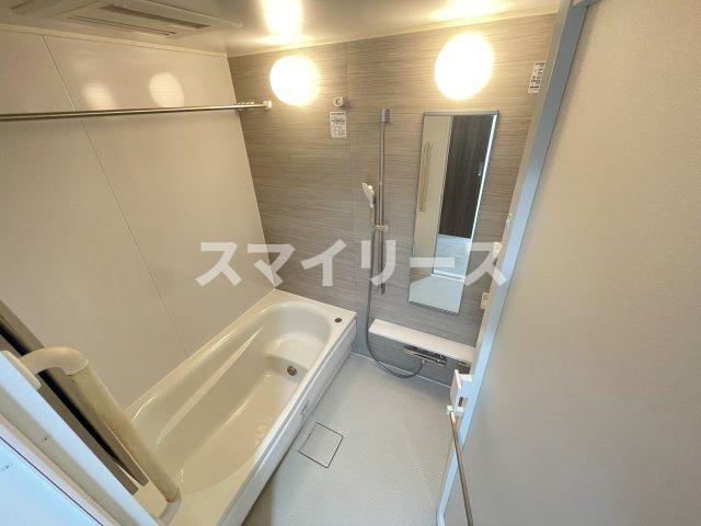 クレストフォルム柏サウスウイング の浴室
