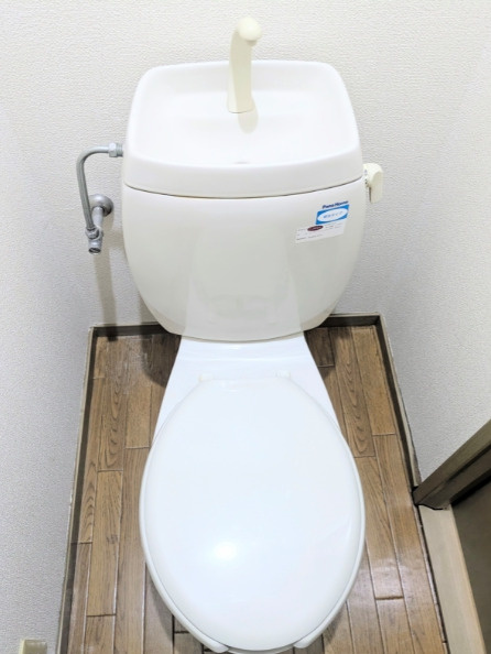 合志市須屋のアパートのトイレ
