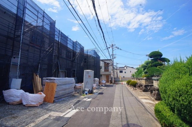 【前面道路含む現地写真】 | 東大阪市玉串町西3丁目　【1号棟/全3棟】 | 前面道路【北側幅員4.2ｍ×西側幅員5.2ｍ】