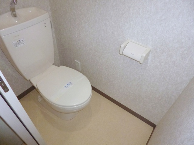 リリックコートハイビスカスのトイレ|落ち着けるトイレです。
