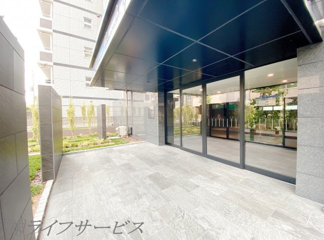 【エントランス】 | プレサンス新大阪ジェイズ | エントランス