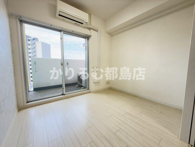 ビガーポリス346京橋2の居間・リビング