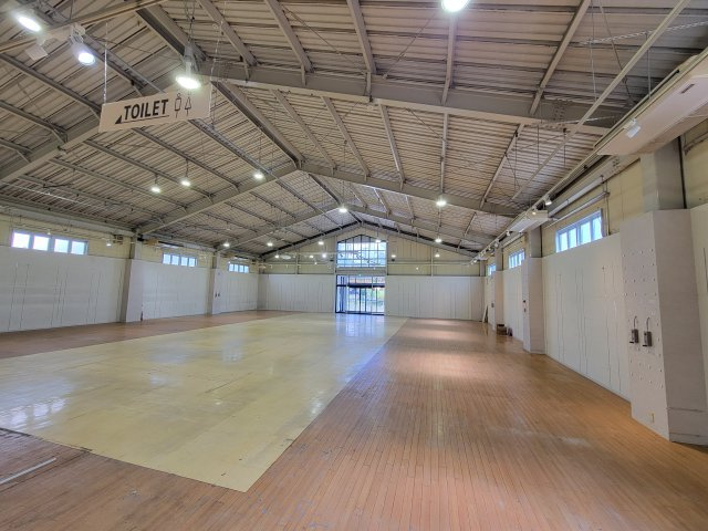 秦野市尾尻の店舗の内装