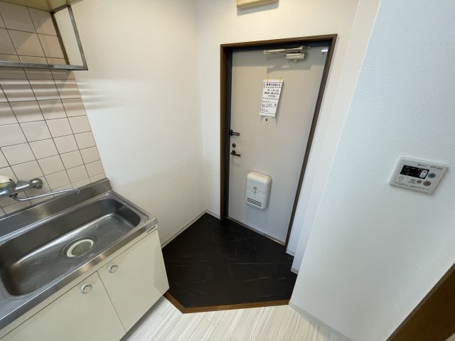 ラマドレー甲子園の玄関