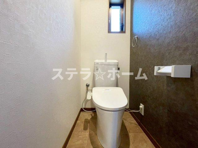原町3 中古戸建のトイレ|シンプルで使いやすいトイレです