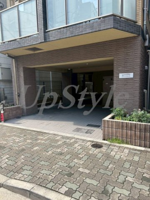 【エントランス】 | アリーチェ新御徒町