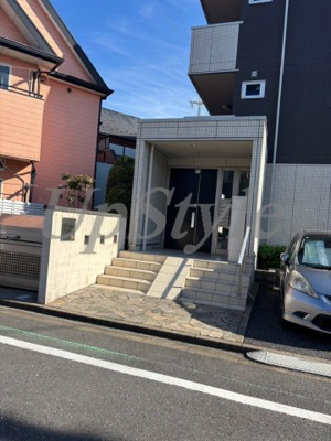 【エントランス】 | エクウス