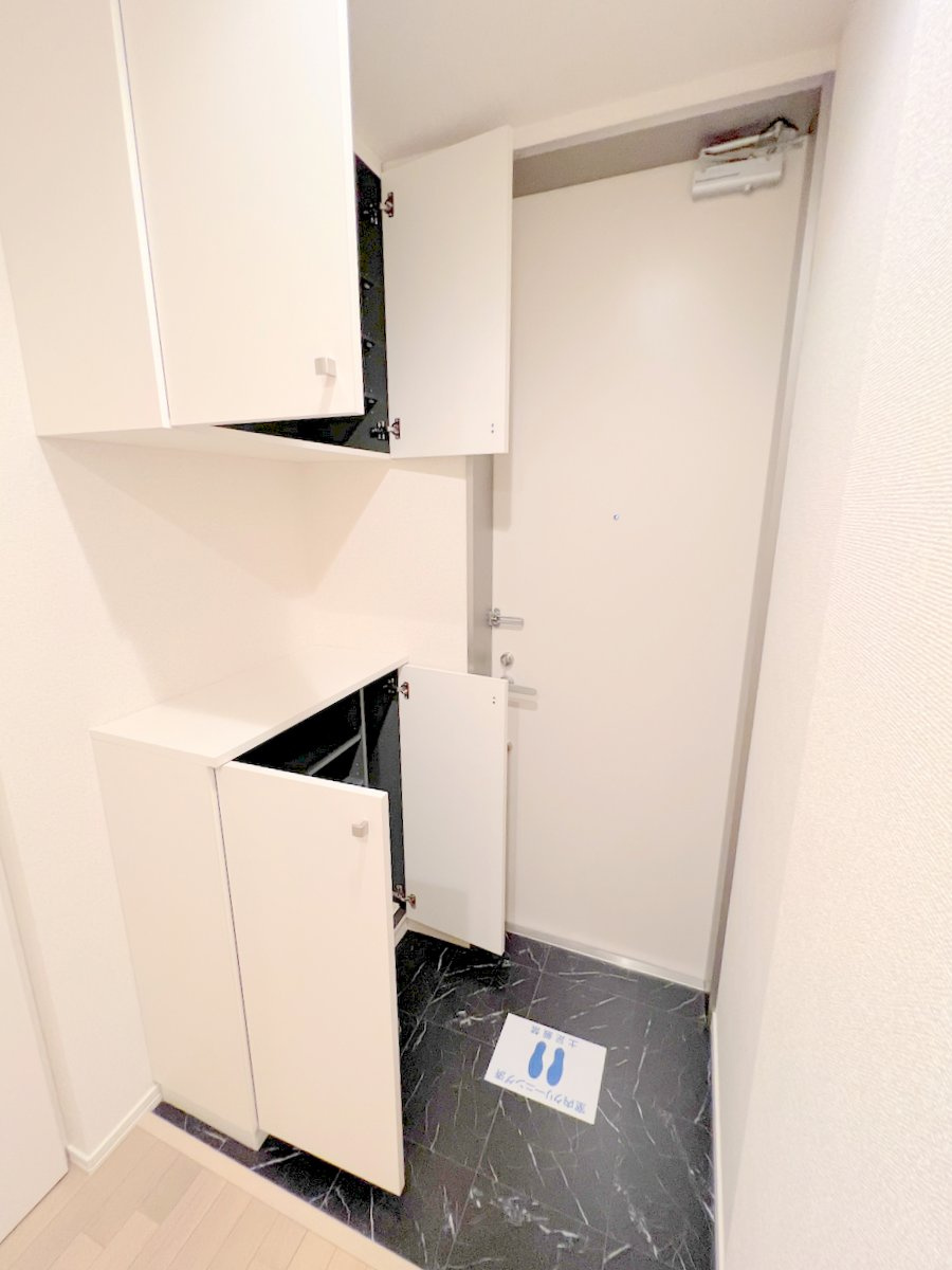 アグレアーブルの玄関