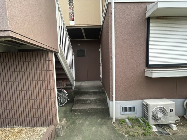 セジュール日野Ⅱのエントランス