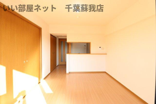 サン・ビルの居間・リビング|使いやすい居間です