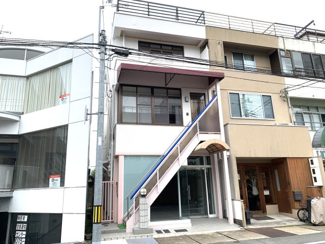 京都市北区上賀茂高縄手町　中古テラスハウスの外観