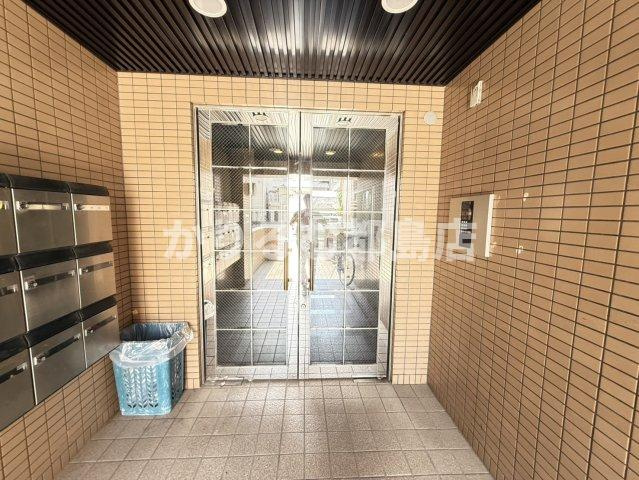 シャルムメゾン都島内代のエントランス