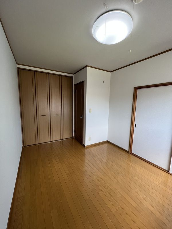 町田市小山町のテラスの寝室