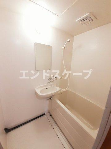 カトルセゾンの浴室|高崎、前橋のお部屋探しはエンドスケープまで！お客様の理想お聞かせ下さい♪
