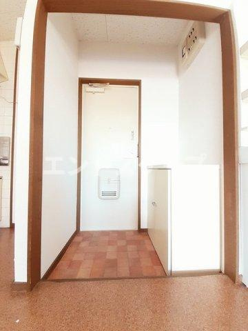 カトルセゾンの玄関|高崎、前橋のお部屋探しはエンドスケープまで！お客様の理想お聞かせ下さい♪