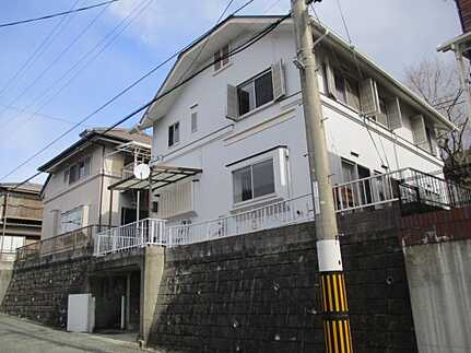 佐伯区美鈴が丘東1丁目中古戸建の前面道路含む現地写真