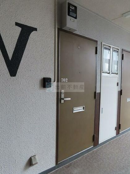 文京区音羽１丁目の賃貸マンションの玄関