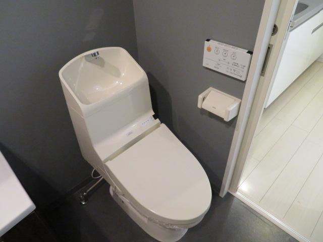 シェルト氷室のトイレ
