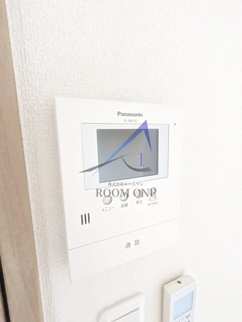 プレミールのセキュリティ|モニター付きインターホンです。