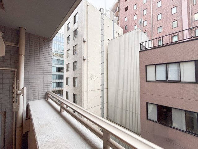 スタジオ・スクエア人形町の展望|空室のためご都合に合わせてご内覧できます
お問合せはお電話でもお受付しております。