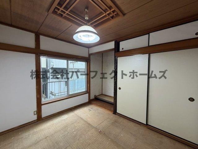 点野1丁目戸建　賃貸の和室|和室、ちょっとしたくつろぎスペースにいかがでしょうか