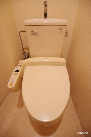 エステムコート梅田リトリーヴ　仲介手数料無料のトイレ