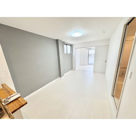 【居間・リビング】Apartment Olivier 