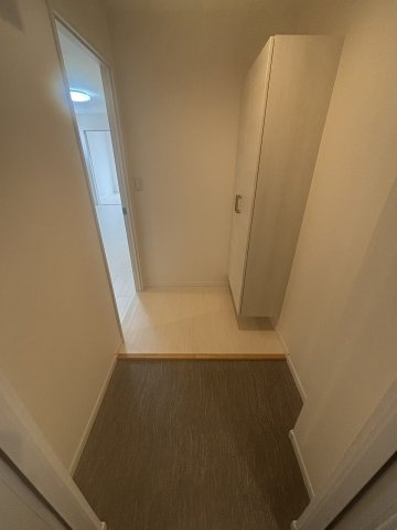 【玄関】Apartment Olivier