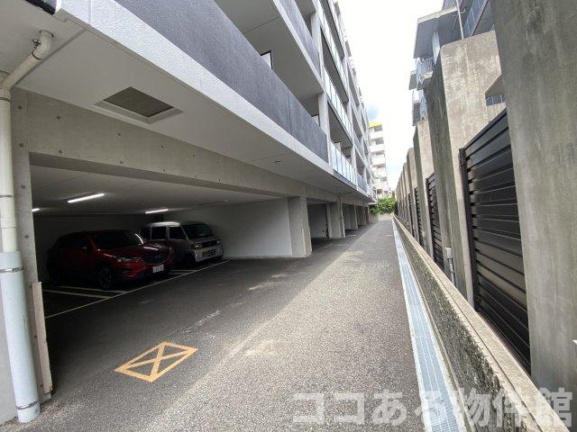 ビエラコート須磨の駐車場