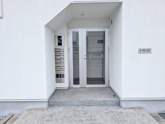 F-PLANのエントランス