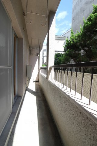 森マンションのバルコニー