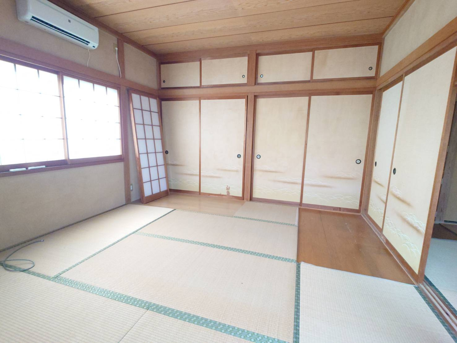 日川戸建の和室|和室8帖