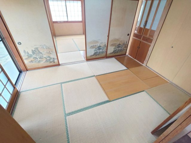 日川戸建の和室|和室6帖
