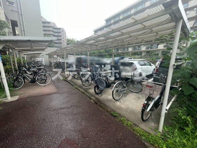シーアイハイツ南千里C棟の駐輪場|駐輪場もございます