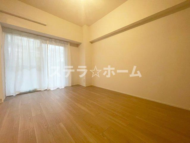 シーアイハイツ南千里C棟の洋室|明るい洋室です