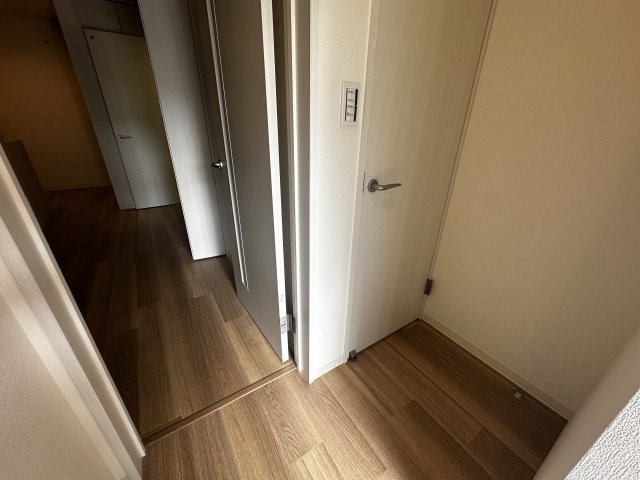 プチメゾン有井の玄関