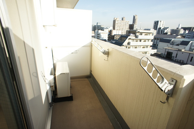 アーバンファースト錦糸町住吉　７０２号室のバルコニー