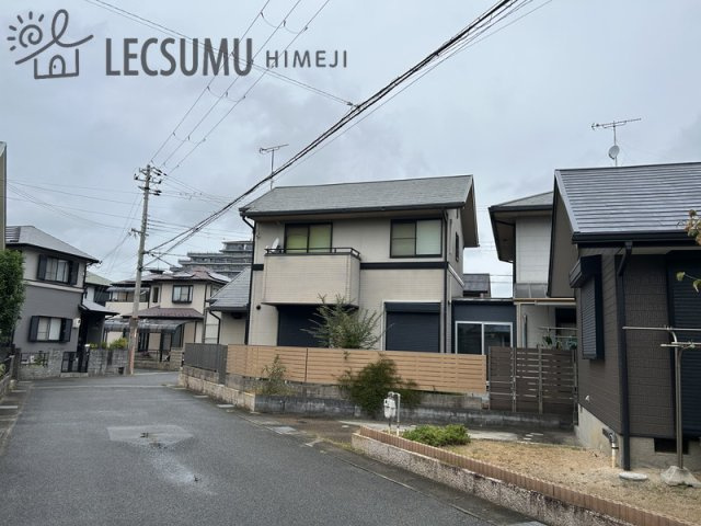 姫路市的形町的形/中古戸建の前面道路含む現地写真