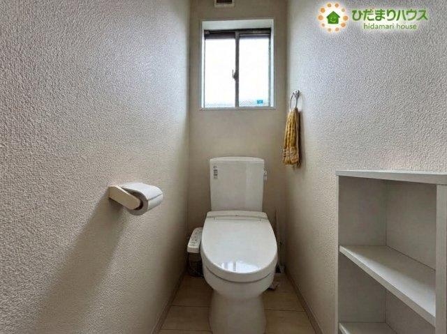 深谷市萱場　中古一戸建て　期間限定現況販売のトイレ|※AIで荷物を消しております