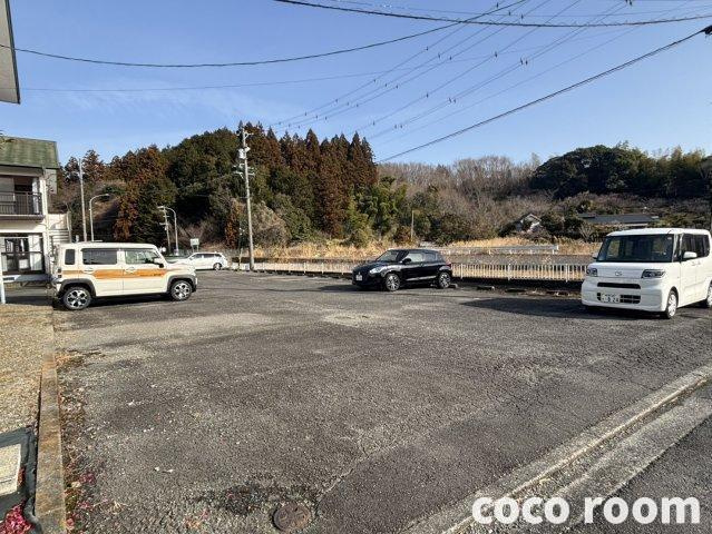 Ｔ－ｓｔｙｌｅ伊太Ｂの駐車場
