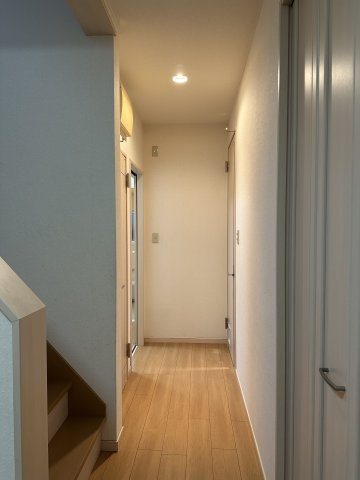 桂木　中古戸建のその他|1階廊下
