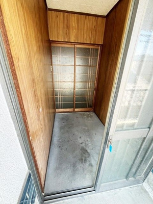 【玄関】 | 鍵文化