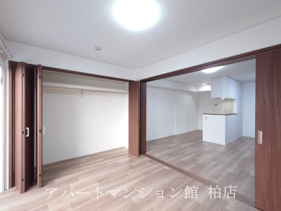 【洋室】 | ボヌールメゾンC