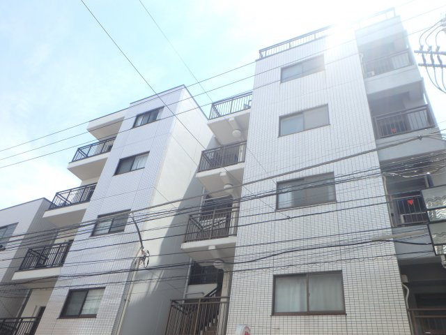 メゾン中ノ町の外観|ブレーメン通りを通って帰れ生活便利♪