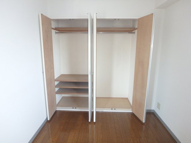 メゾン中ノ町の収納