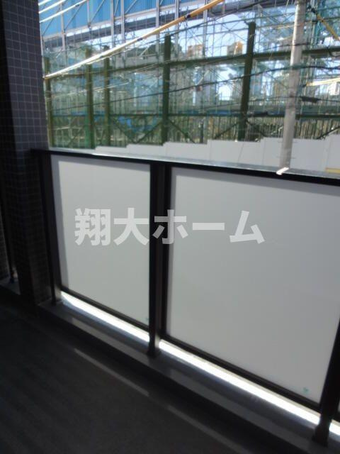 クレストコートＴＳ吾妻橋のバルコニー
