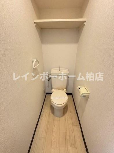 特典：仲介手数料が無料です!!のトイレ|清潔感のあるトイレです