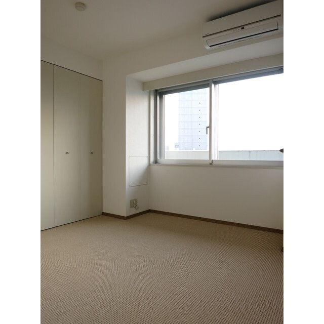 グランドメゾン三軒茶屋の洋室|ゆったりした洋室です