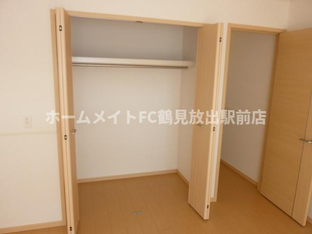 大阪市城東区諏訪４丁目のアパートの収納