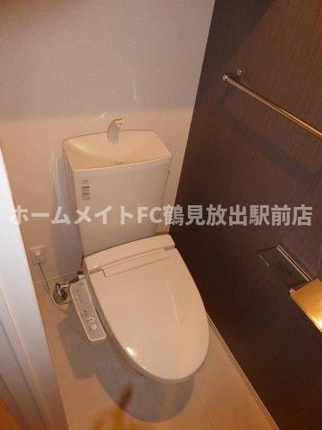 大阪市城東区諏訪１丁目のハイツのトイレ